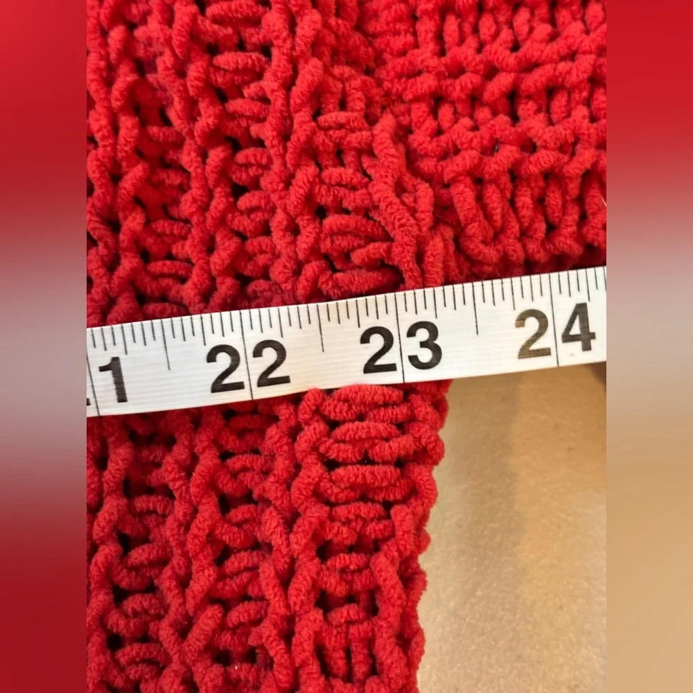 AQUA Women's Red Chunky Cable Knit Pullover‎ Cozy Sweater Size Medium - Picture 6 of 8